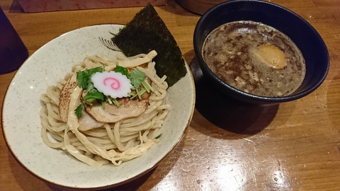 [画像:4db45fc5-s.jpg]