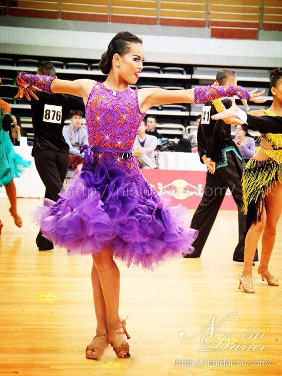 紫のフリル付きロングドレス ビーズ装飾 社交ダンス用 【公式通販】