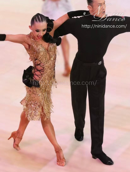 黒と金のラテンダンスドレス超豪華キラッキラ 黒と金のラテンダンス