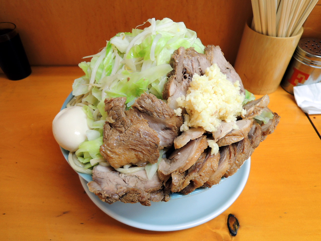 ラーメン二郎 新橋店 大ブタw 麺増し 撃沈日記 ラーメン二郎 新橋店 大ブタw 麺増し 撃沈日記