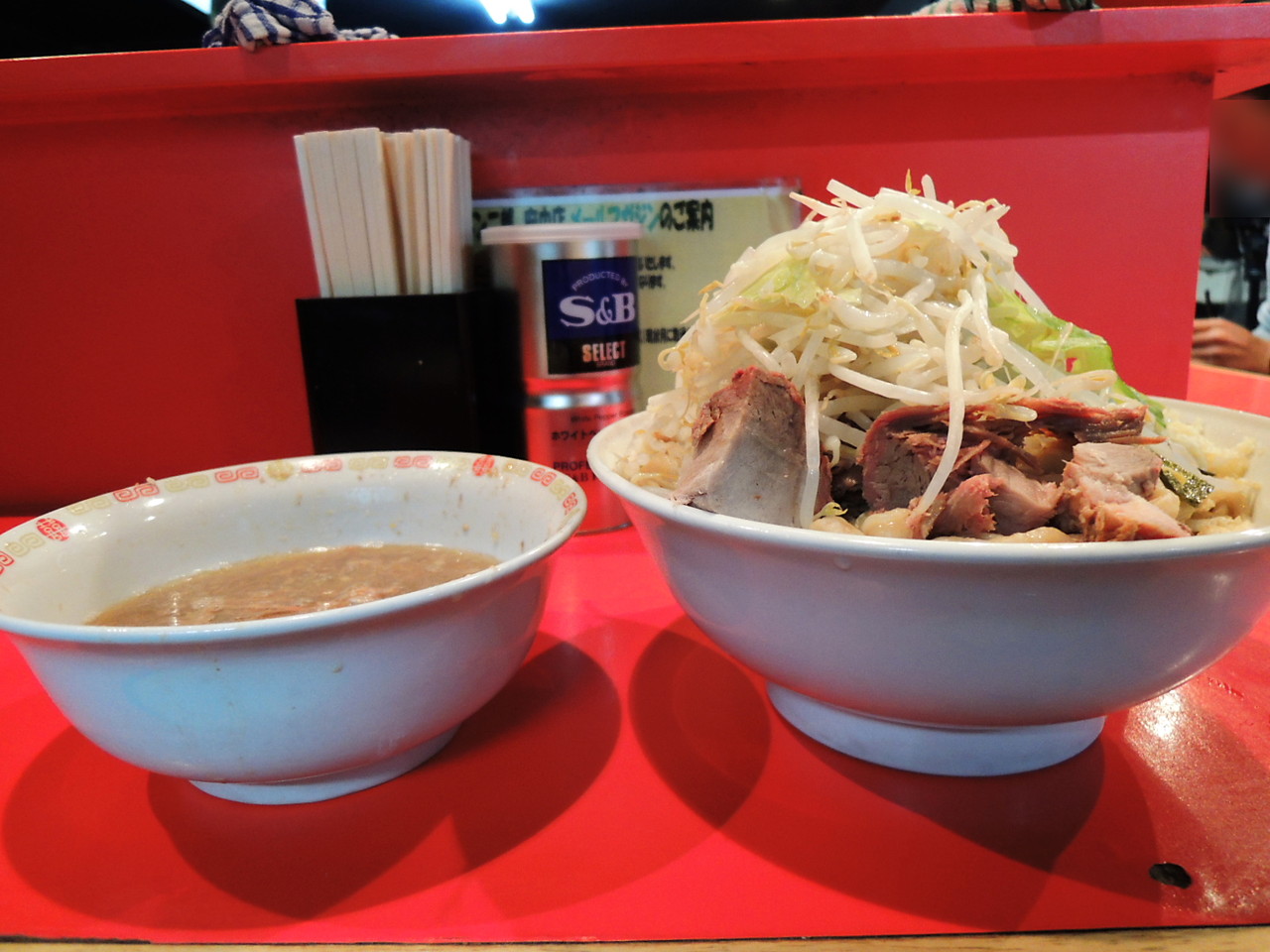 ラーメン二郎 府中店 ブタ入り大つけ麺 大盛 撃沈日記