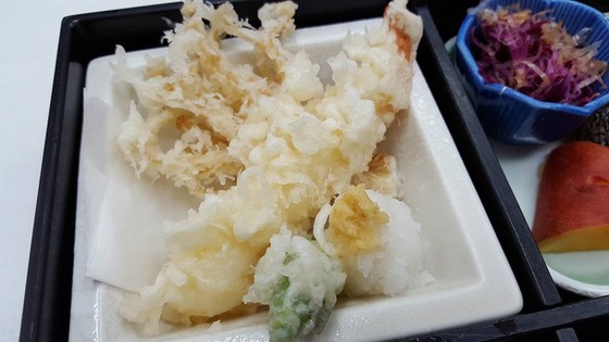 11_bentoniigata004