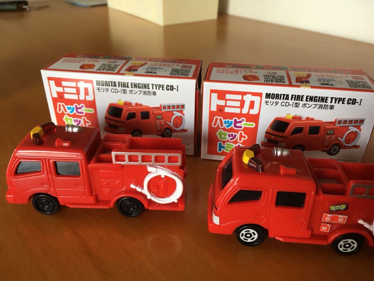 ハッピーセットトミカ 18 待ちわびたおもちゃはまず働く車です うさんたろと虎ちゃん ハッピーセットトミカ 18 待ちわびたおもちゃはまず働く車です うさんたろと虎ちゃん