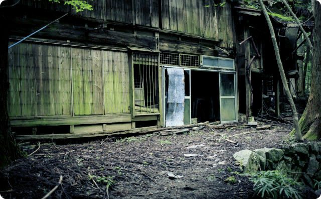 【怖すぎ】山でめちゃくちゃヤバい現場見たんだが…