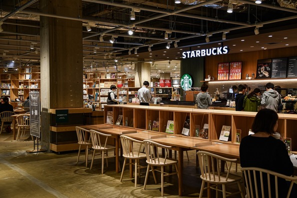 【幽霊】スタバで変な客見たんだが、これって…