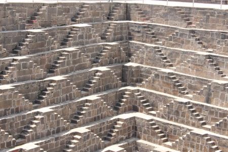インドの階段井戸2