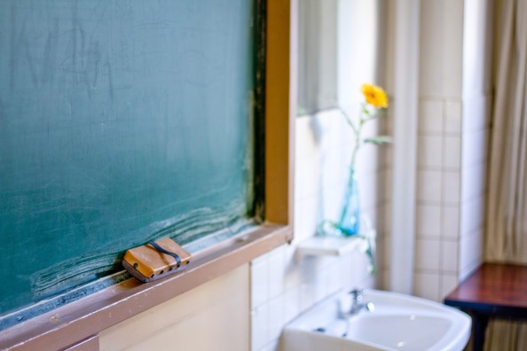 【※ゾッ】腹に刃物が刺さり、その横に目の合わない生首が落ちていた