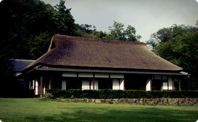 田舎の大きい家