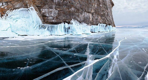 ロシアのバイカル湖