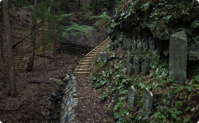 山の神社