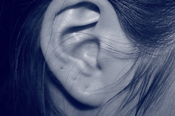 ear-207405_960_720