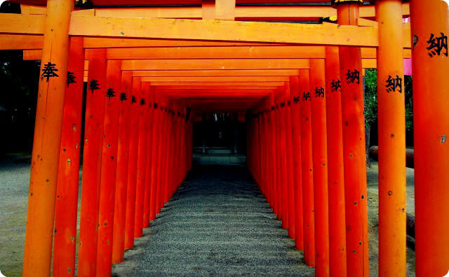 神社、鳥居