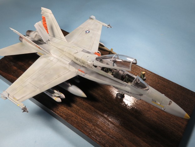 完成(ハセガワ1/72F/A-18D製作記) : つれづれプラモ製作記