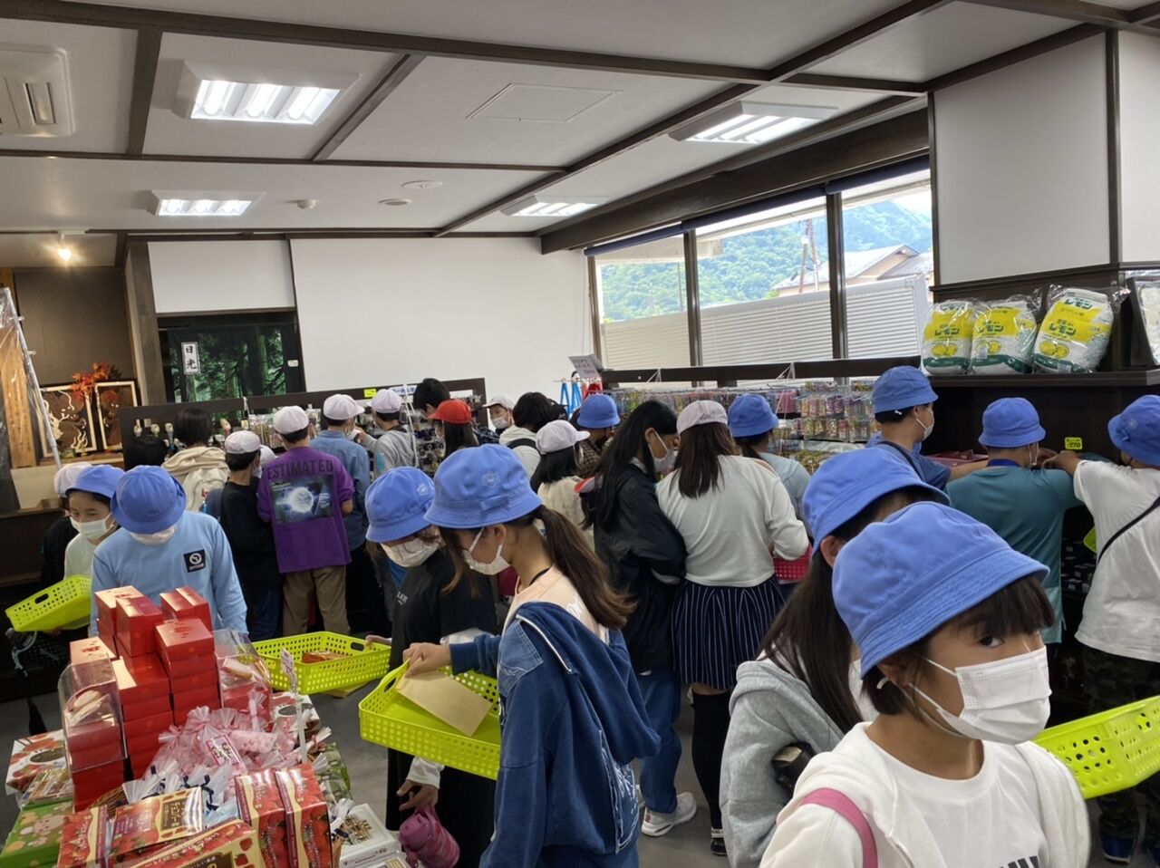 お土産ショッピング 西新井第一小学校blog