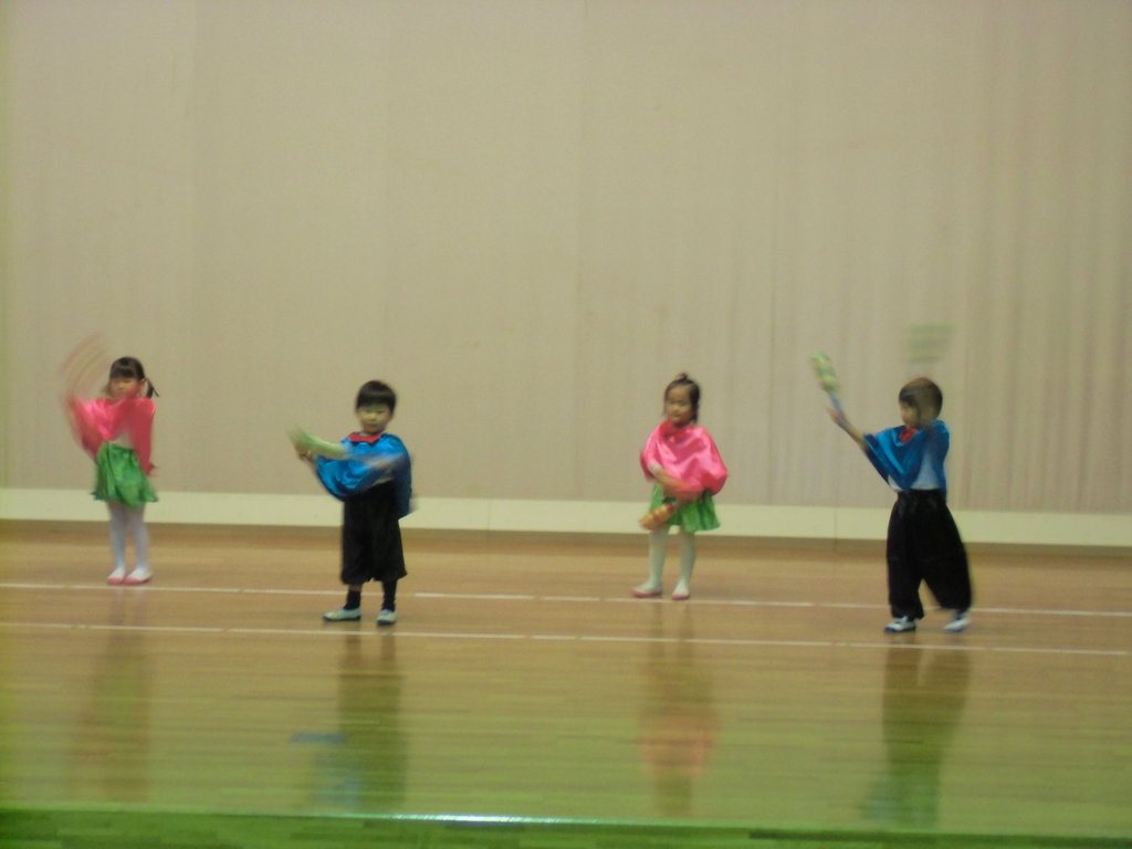 11月18日 ゆり こすもす もも お遊戯会リハーサル 認定こども園 西諫早幼稚園 11月18日 ゆり こすもす もも お遊戯会リハーサル 認定こども園 西諫早幼稚園