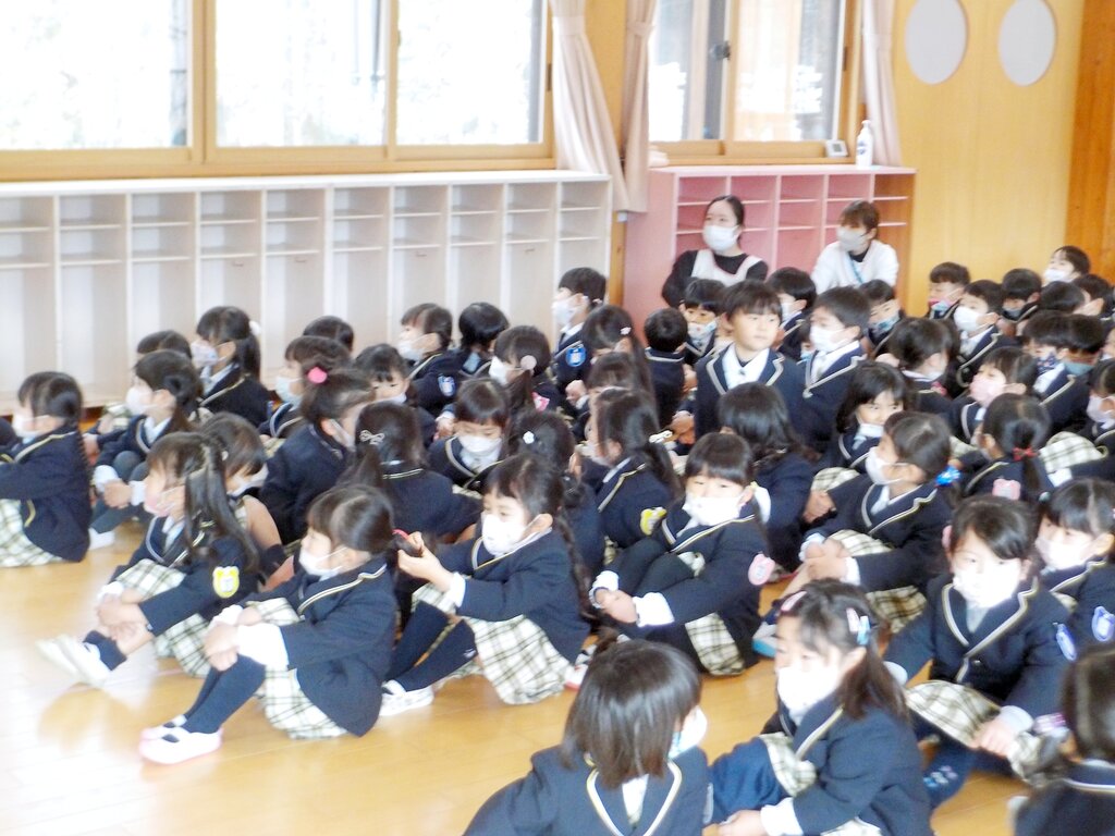 12月19日 2学期終業式 : 認定こども園 西諫早幼稚園