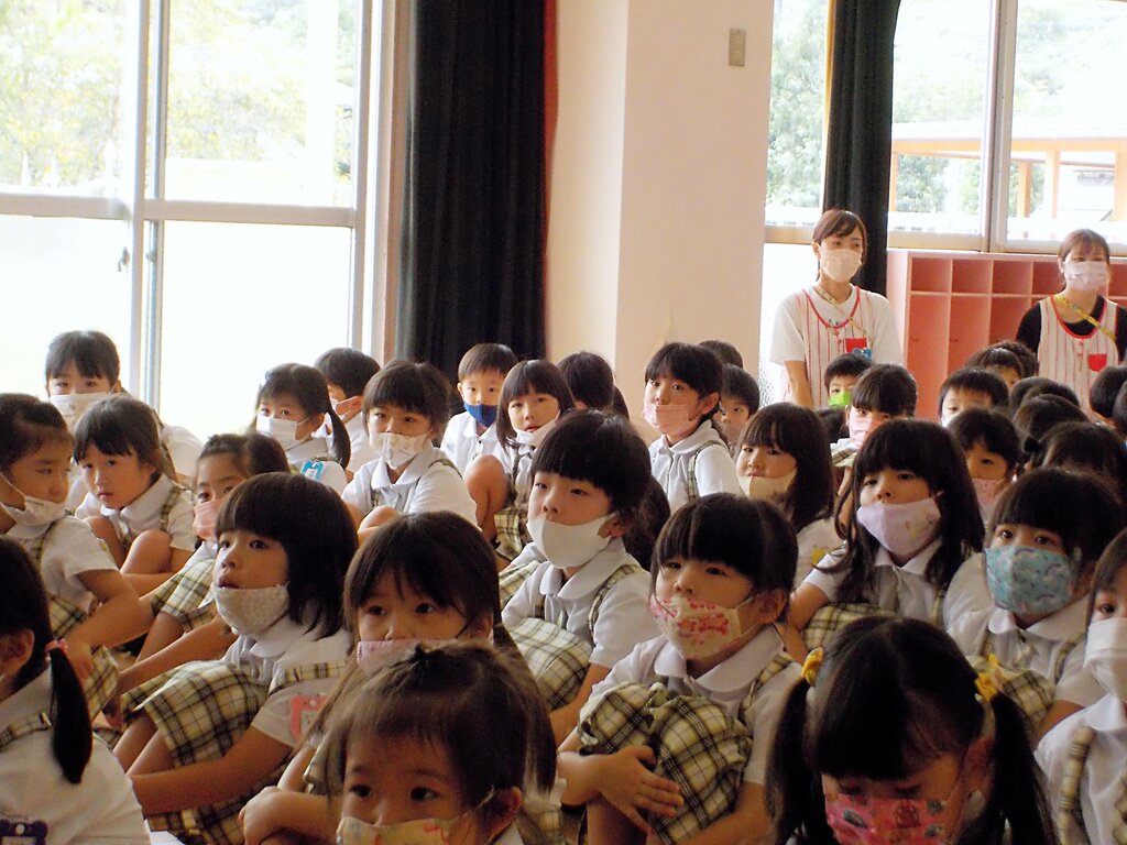 西諫早幼稚園　制服　女の子110～120 入園案内｜学校法人西諫早学園認定こども園西諫早幼稚園（公式