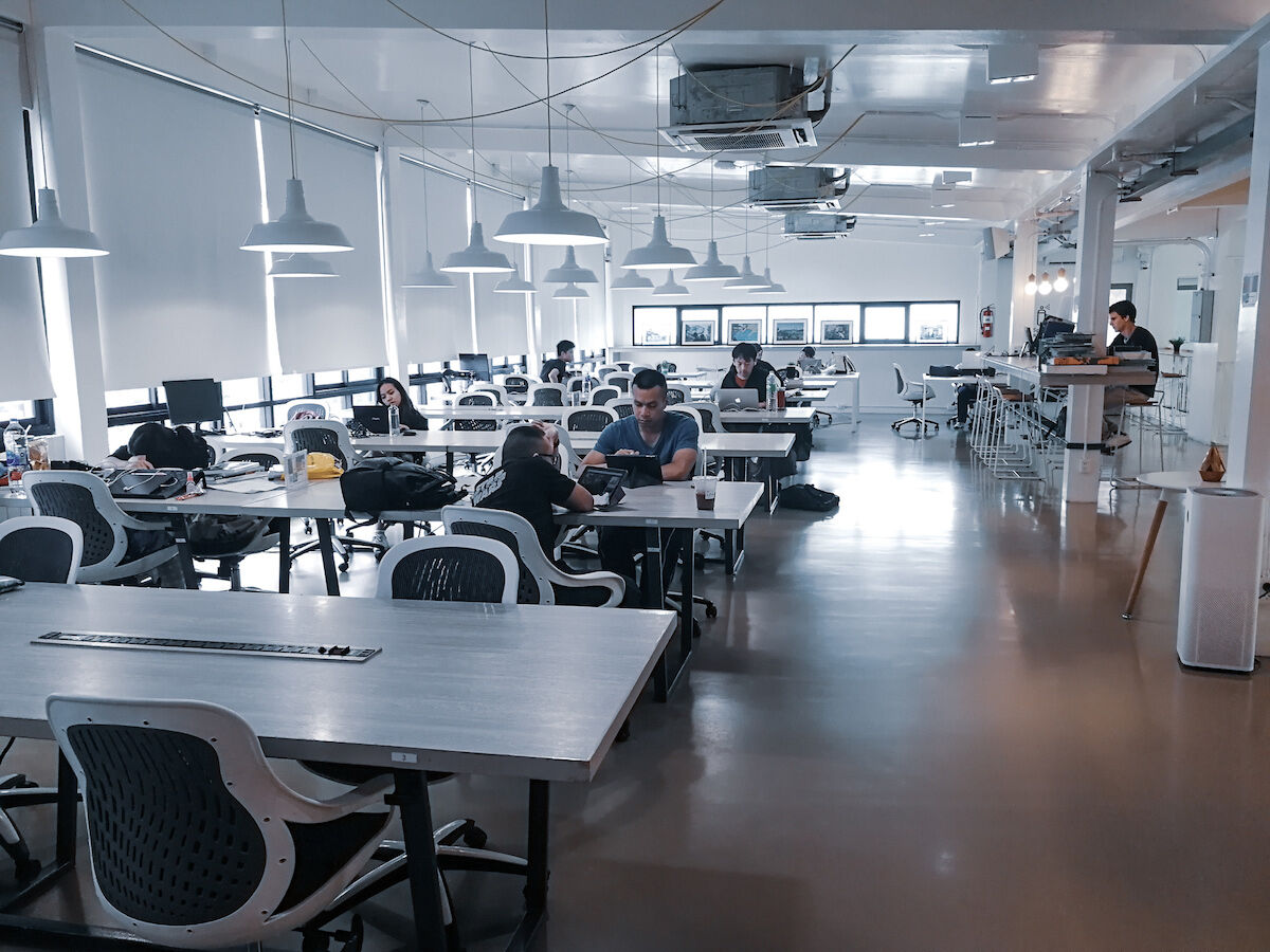 タイ王国 バンコク Life Time Respects