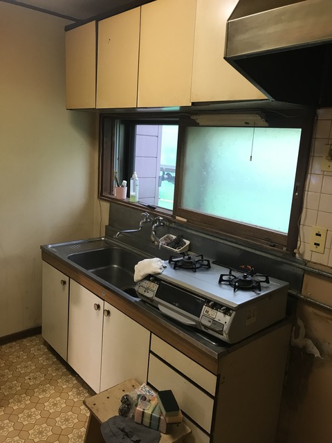 キッチン施工前
