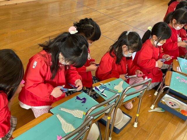 はさみを巧みに使って 元気 ｓmile にしなりブログ