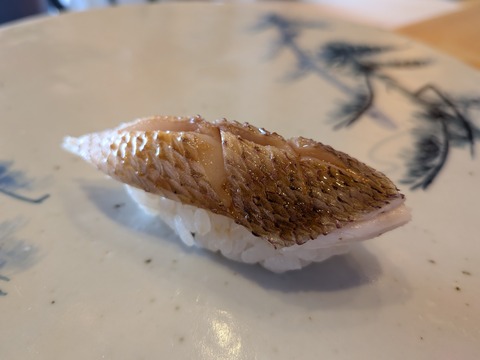 PXL_20251212_032610698.MACRO_FOCUS