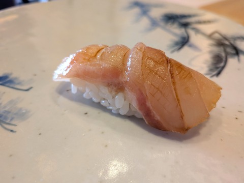 PXL_20251212_032311552.MACRO_FOCUS