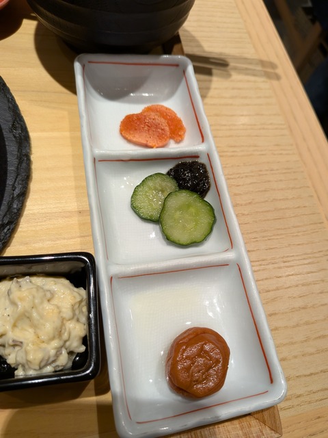 PXL_20251123_033323707