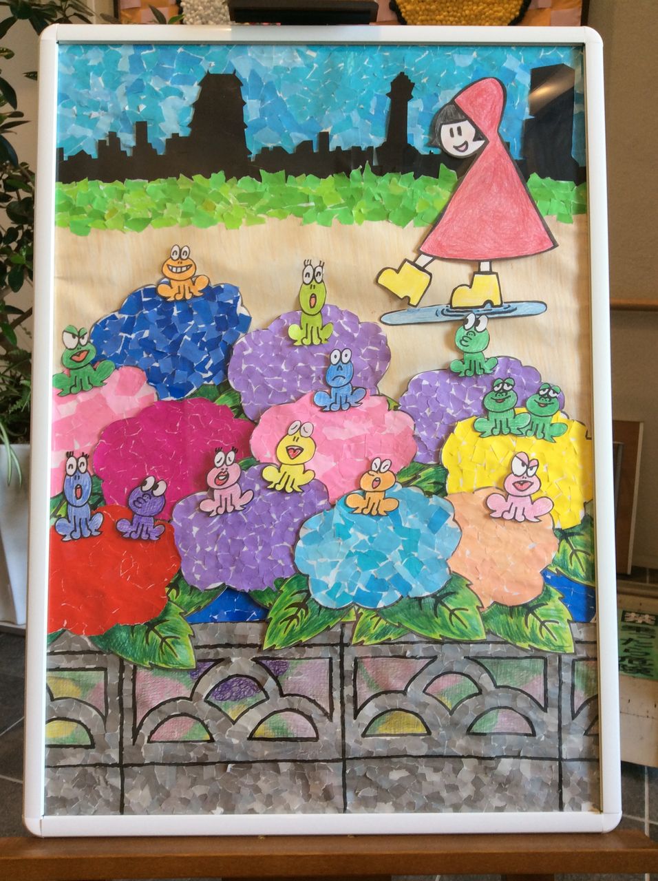 ナイスデイ 紫陽花の貼り絵と向日葵 新町徒然日記