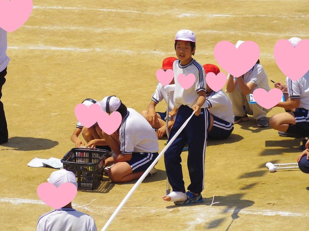 小学校の運動会 リクヤは松葉杖ー もういっこ 小学校の運動会 リクヤは松葉杖ー もういっこ