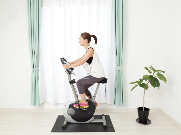 ニートだけどエアロバイク漕いでるけどほとんど痩せない ダイエット 筋トレ速報
