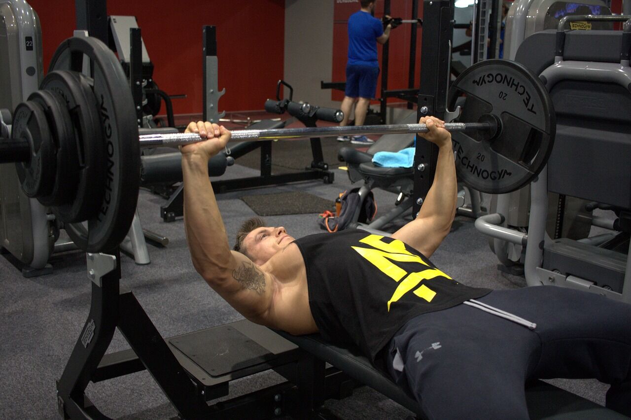 悲報 ワイ筋トレ民 ベンチプレス100kg挙がるようになったのに全くモテない ダイエット 筋トレ速報 悲報 ワイ筋トレ民 ベンチプレス100kg挙がるようになったのに全くモテない ダイエット 筋トレ速報