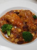 鶏とお豆の煮込み