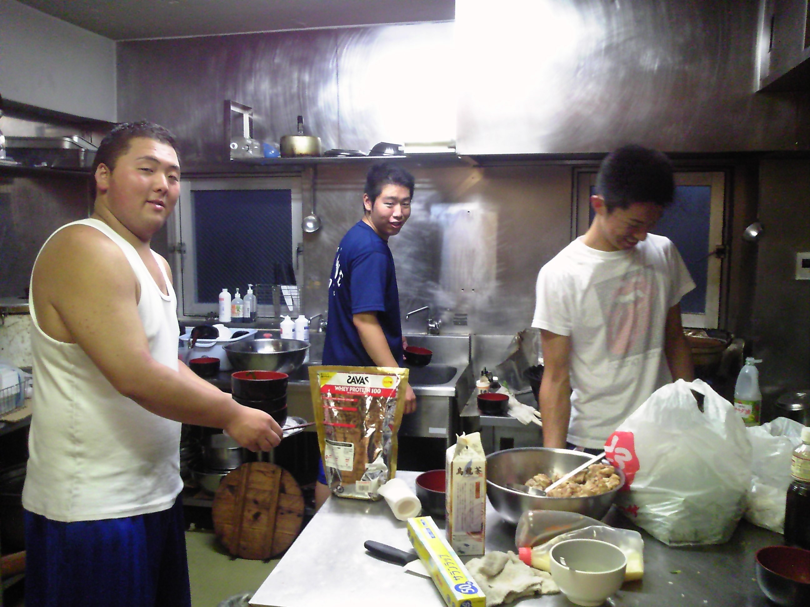 6月30日 水 の食事当番 日本体育大学相撲部 マネージャー部屋