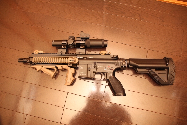東京マルイ 次世代電動ガン HK416Dにショートスコープ取り付け VECTOR