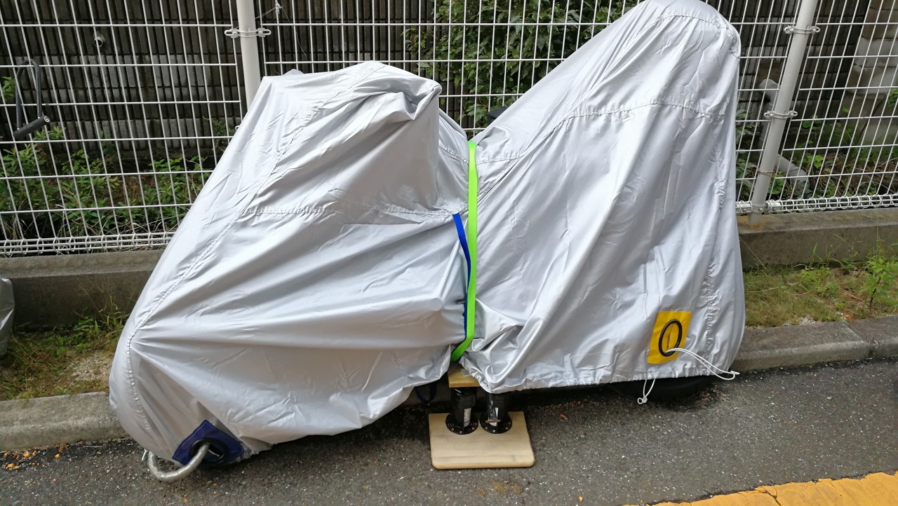台風によるバイク転倒対策 Ktm 125duke Nitteco