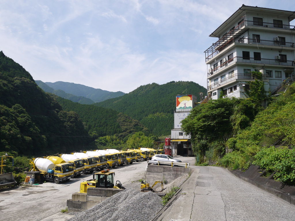 高知県最古の沈下橋 久喜橋 仁淀川町観光協会 スタッフ ブログ 高知県最古の沈下橋 久喜橋 仁淀川町観光協会 スタッフ ブログ