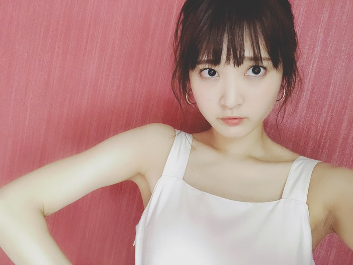 【朗報】声優・久保ユリカさん、えちえちな腋を見せつける
