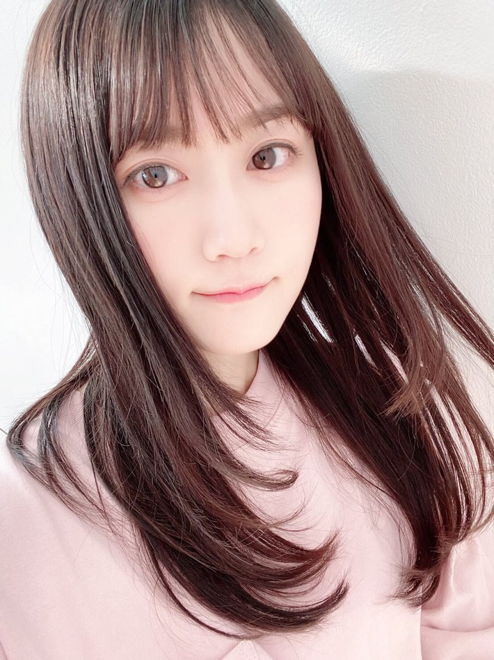 【画像】小倉唯ちゃん自撮りが神々しくてあまりにも”エンジェル”だと話題ｗｗｗｗｗｗ