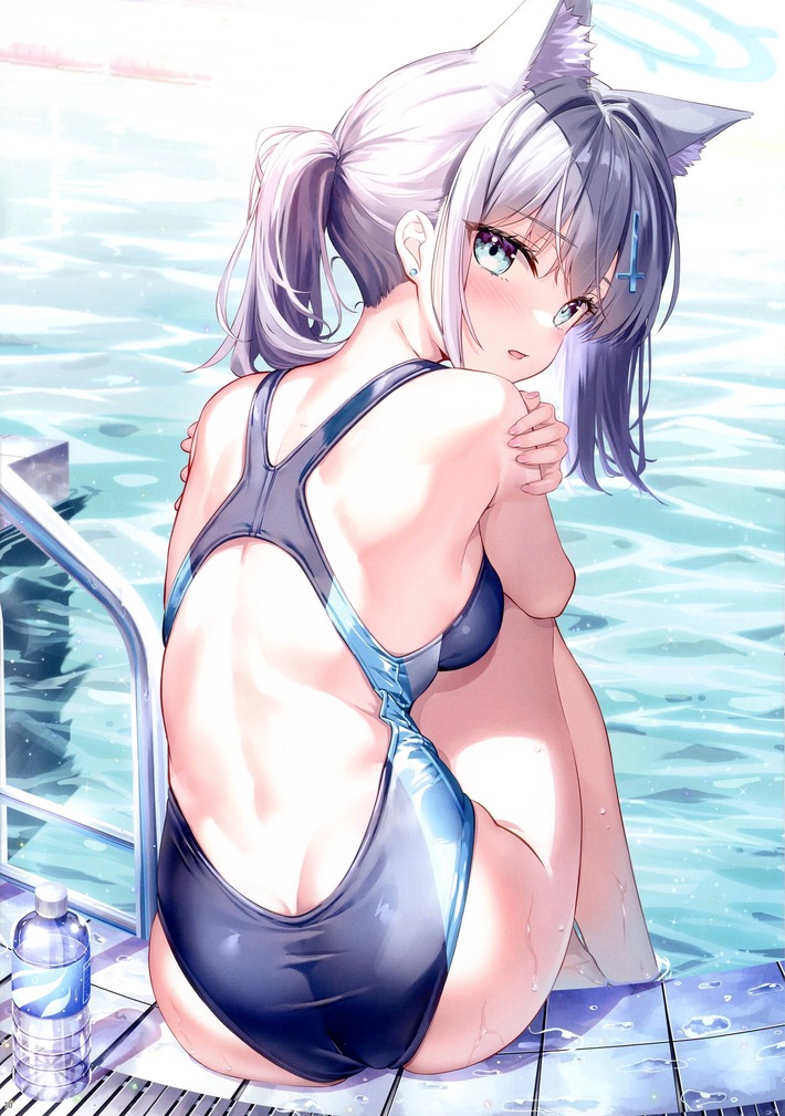 【画像】ブルアカスク水女の子「んっ・・・少し冷えちゃった・・・」