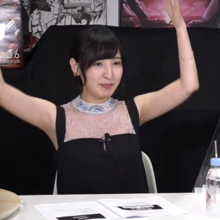 【画像あり】声優界一の美女・佐倉綾音さんの腋がエロすぎる最新写真www