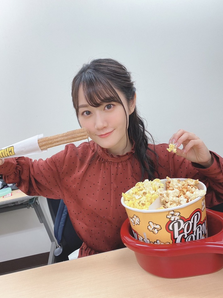 【画像】小倉唯が結婚を発表したら発狂する声豚あふれ出てくるあざとさｗｗｗ