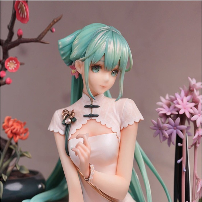 中国の初音ミクフィギュアのクオリティーが凄すぎる！和紙と檜のケース、暖色照明も内蔵ｗｗｗ
