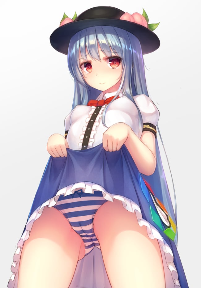 たくし上げ　エロ画像 (14)