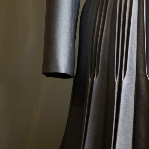 pleatsdressgry09