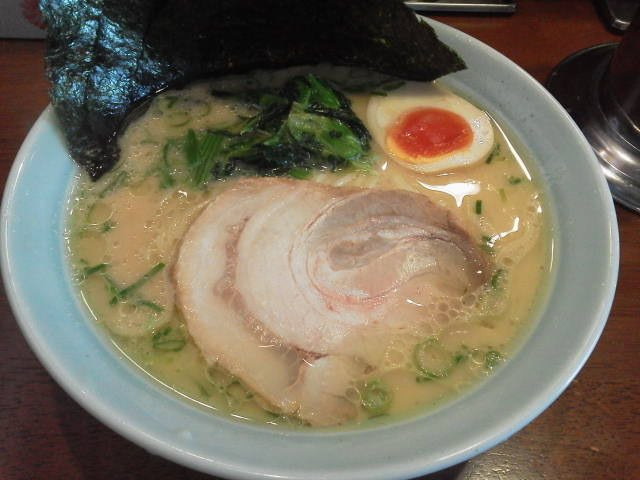 實家 戸部 ラーメン はぁ 旨かった