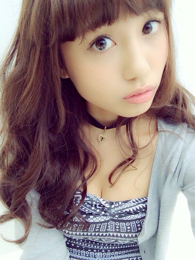 あ ぽん 沖田彩華 が私服でも谷間が隠せなくなってきた Nmb48てっぺんとったんで Akb48を越えるまでの軌跡