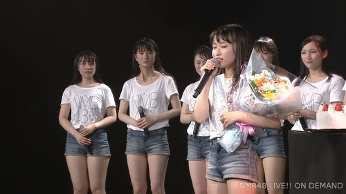 D_G-1-MUwAA0yJs