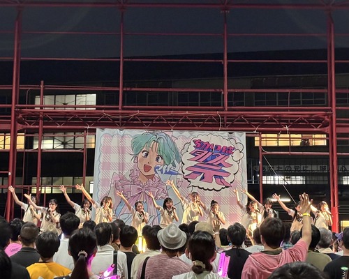 GyjU-DQagAEQpbL