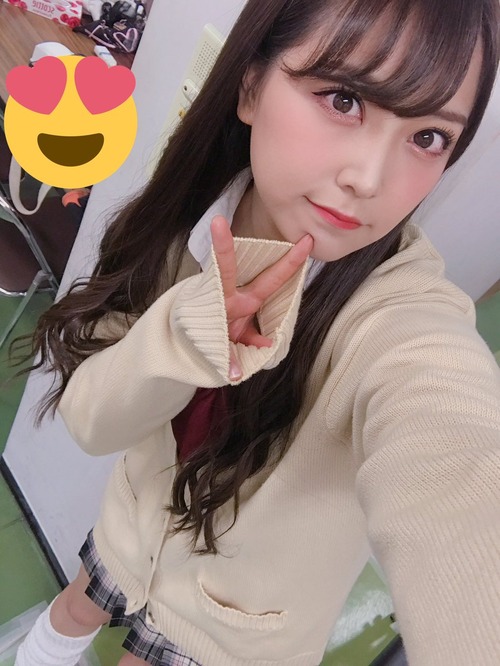 D2q-_U2UwAMeQ6t