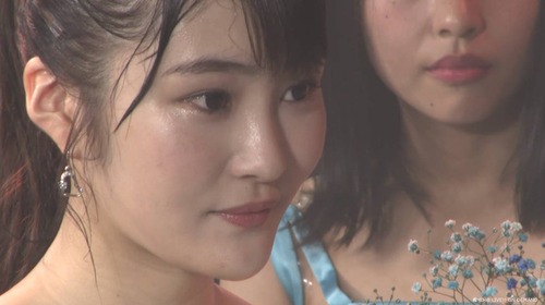 DMQYC8VU8AAZWU-